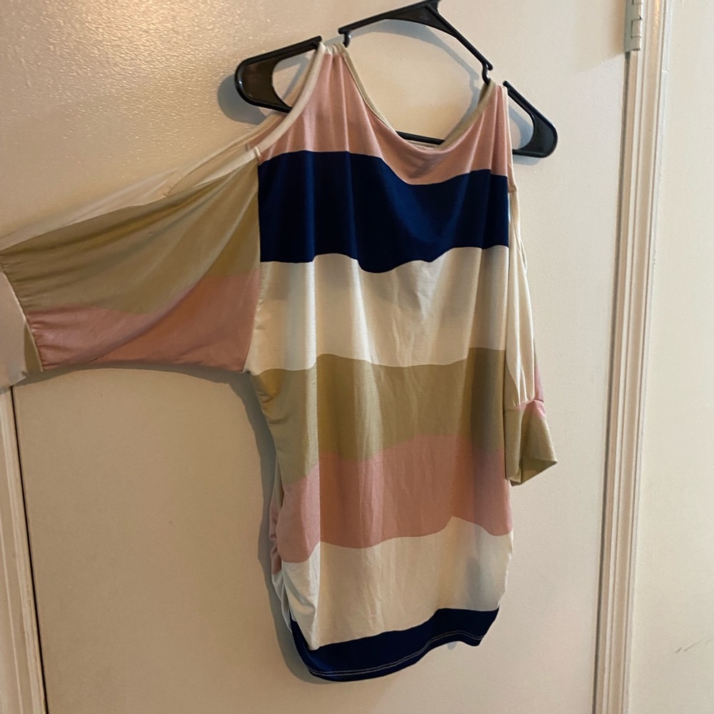 Blue white and pink quarter sleeve shoulder out blouse
